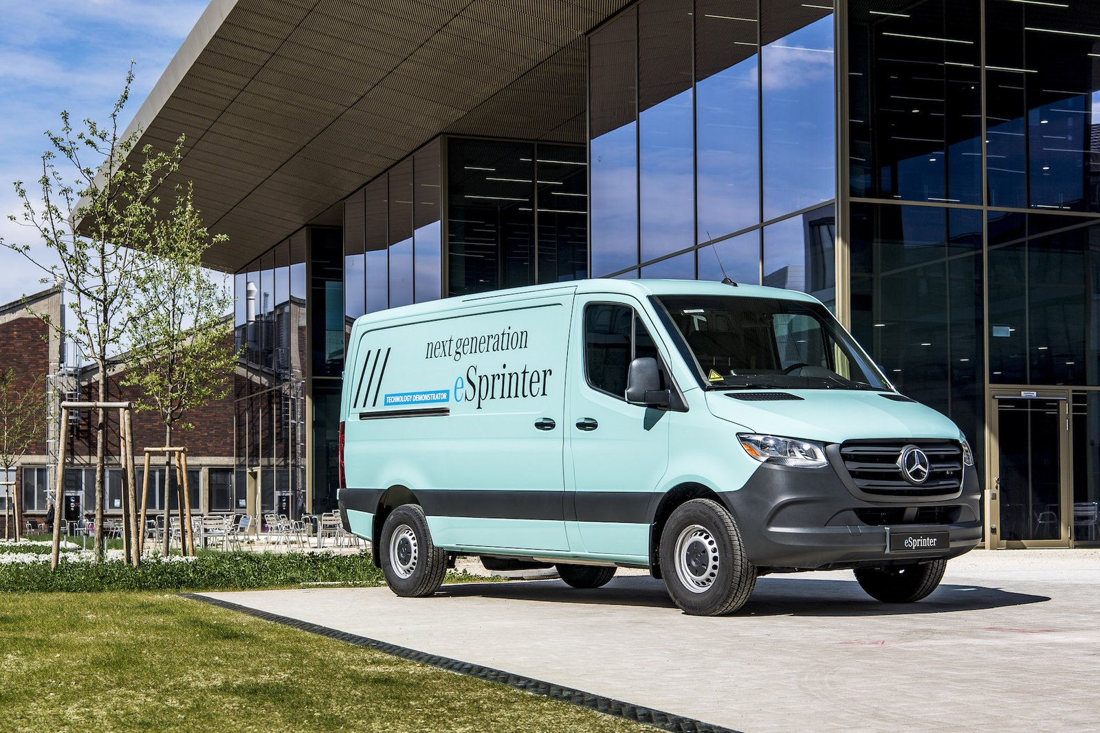 Mercedes veut que votre prochaine livraison Amazon arrive dans une camionnette électrique eSprinter